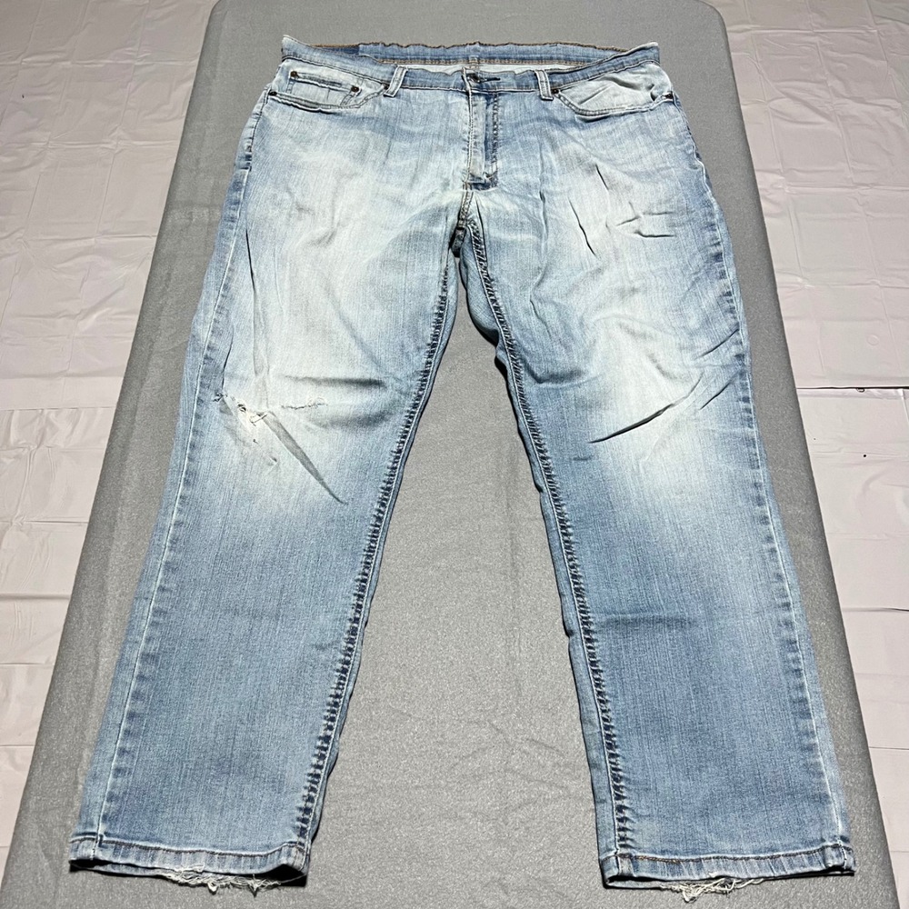 Levis 541 Athletic Taper Jeans Mens 38x30 Light Wash Distressed Blue 18181-0026